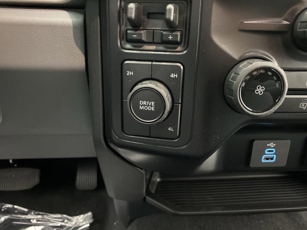 new 2025 Ford F-350 car, priced at $67,400