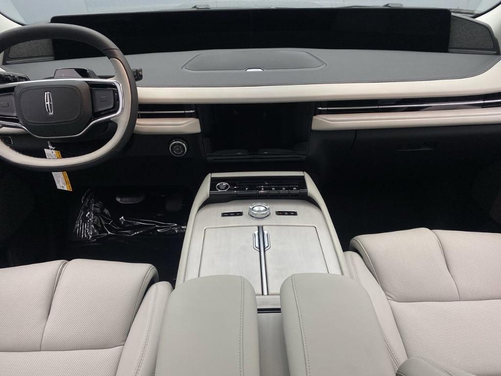 new 2025 Lincoln Navigator L car, priced at $106,575