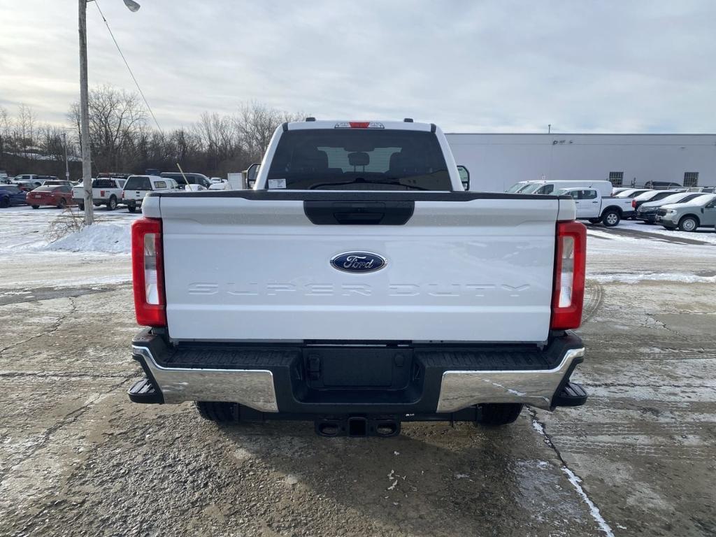 new 2025 Ford F-350 car, priced at $60,795