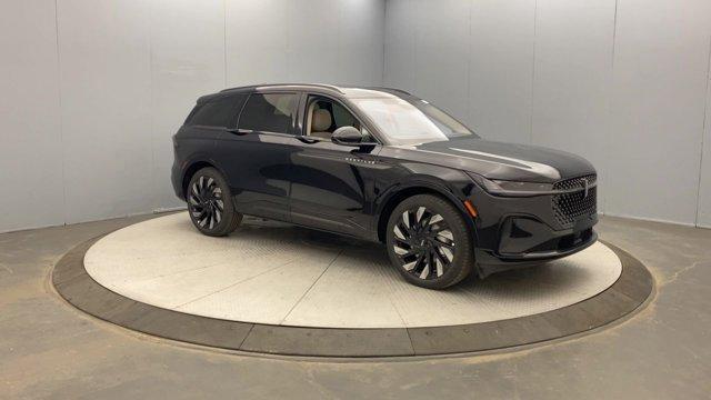 new 2025 Lincoln Nautilus car, priced at $67,705