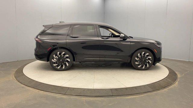 new 2025 Lincoln Nautilus car, priced at $67,705