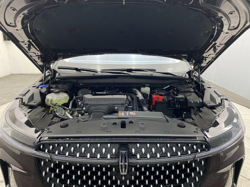 new 2025 Lincoln Nautilus car, priced at $60,270