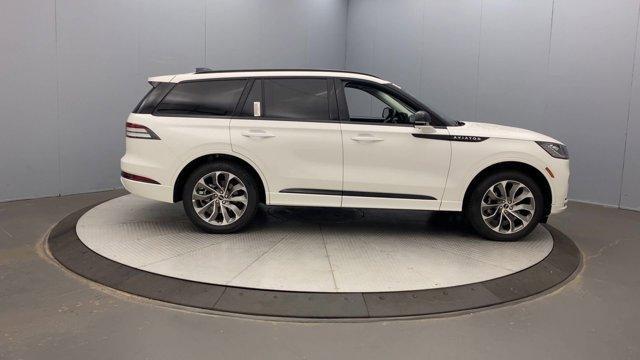 new 2025 Lincoln Aviator car, priced at $71,440