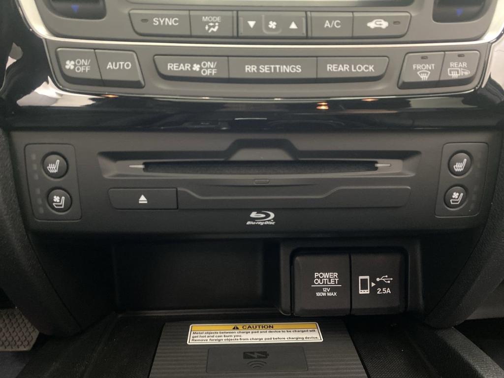 used 2022 Honda Pilot car, priced at $34,999