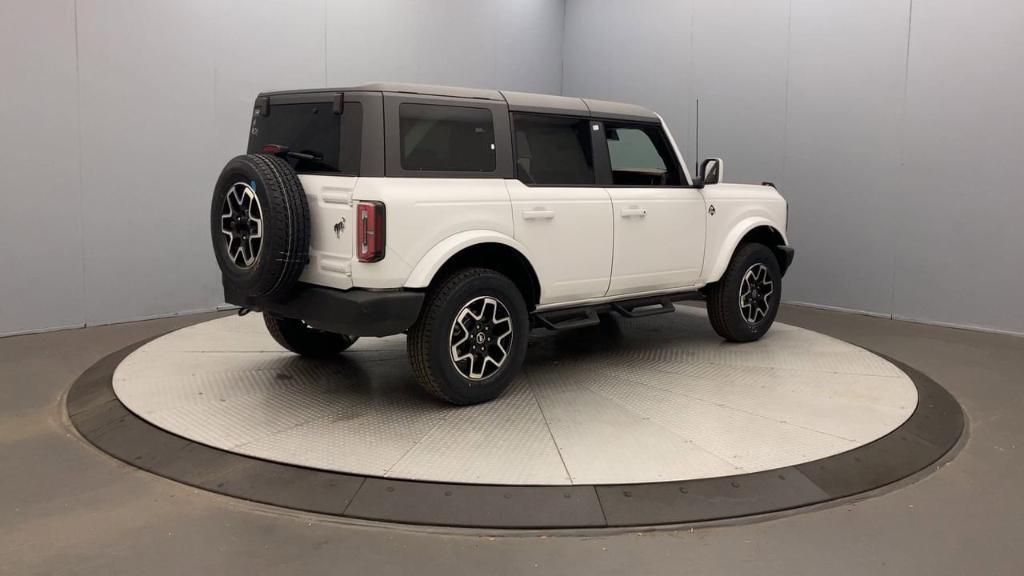 new 2024 Ford Bronco car, priced at $52,680