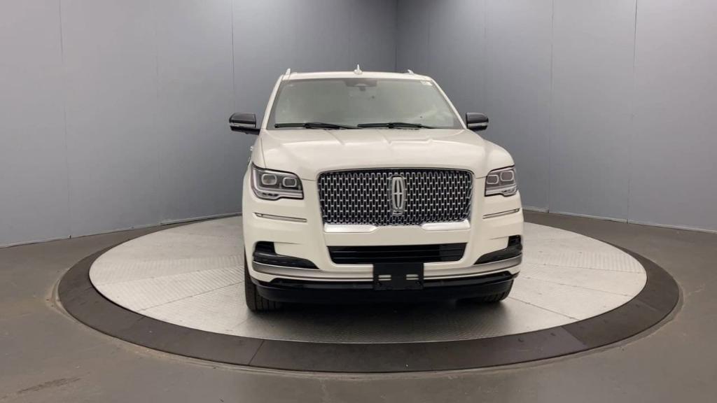 new 2024 Lincoln Navigator car, priced at $98,500