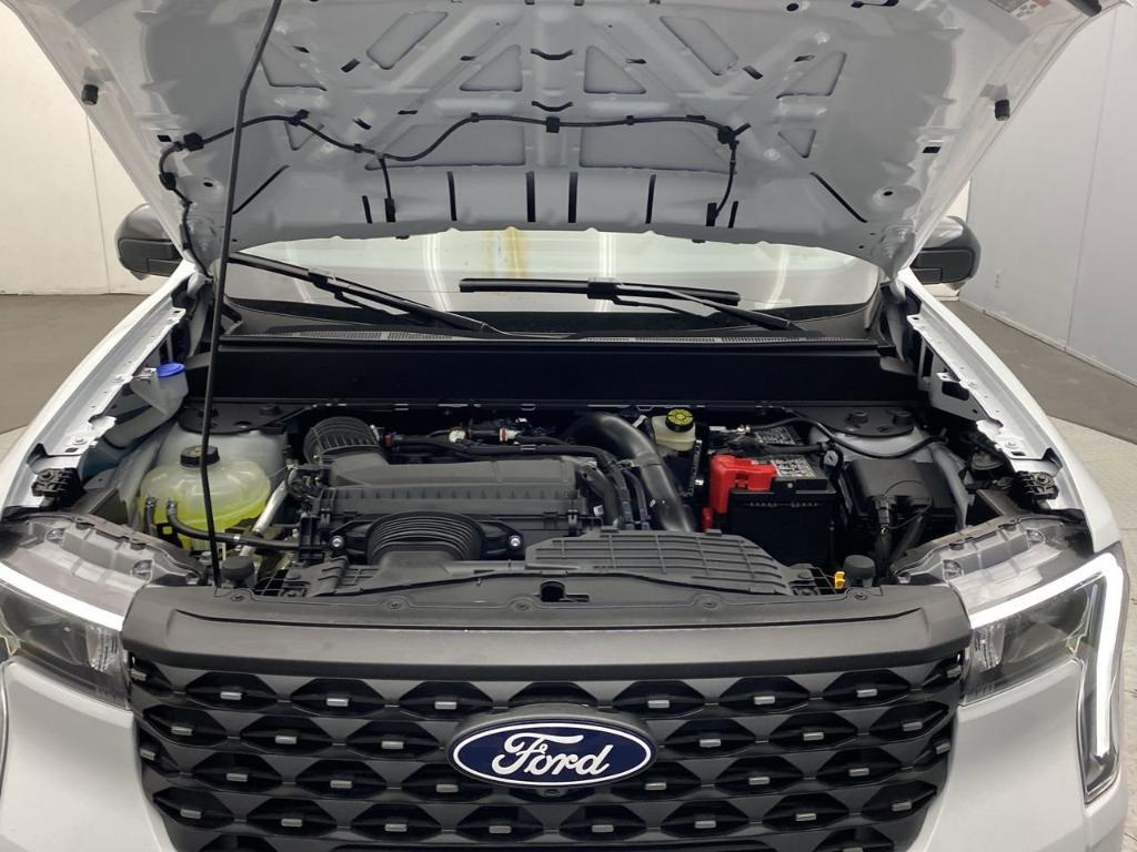 new 2025 Ford Maverick car, priced at $40,450