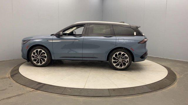 new 2025 Lincoln Nautilus car, priced at $69,910
