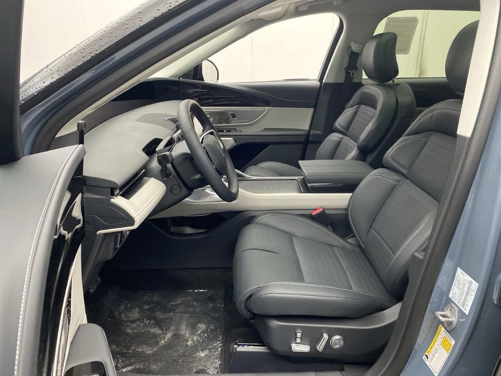 new 2025 Lincoln Nautilus car, priced at $69,910
