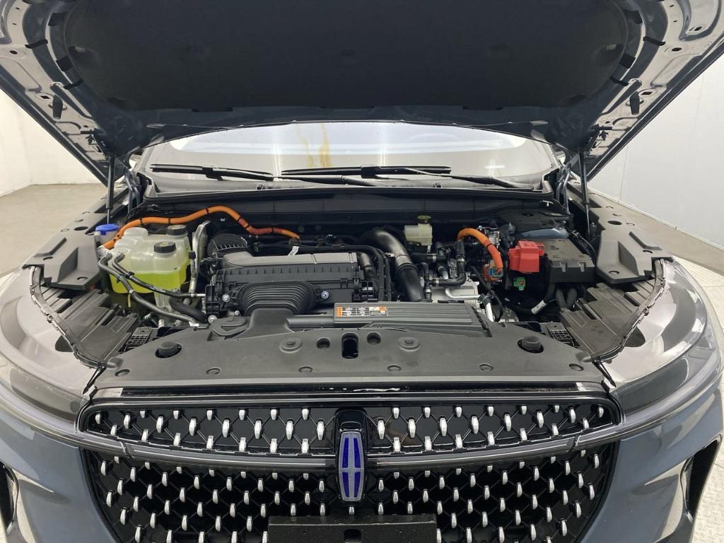 new 2025 Lincoln Nautilus car, priced at $69,910