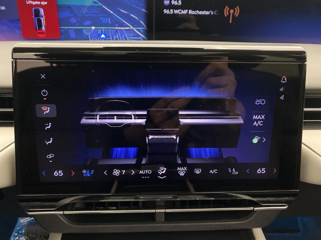 new 2025 Lincoln Nautilus car, priced at $69,910
