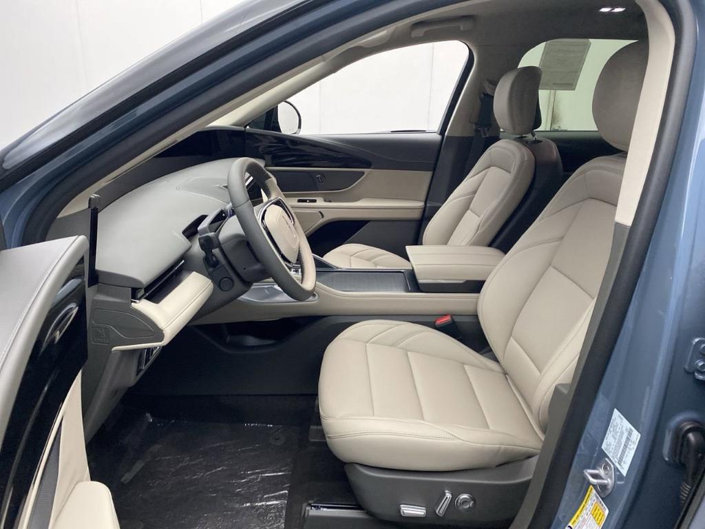 new 2025 Lincoln Nautilus car, priced at $59,035