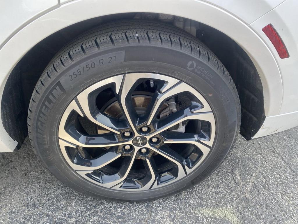 used 2024 Lincoln Nautilus car, priced at $55,990