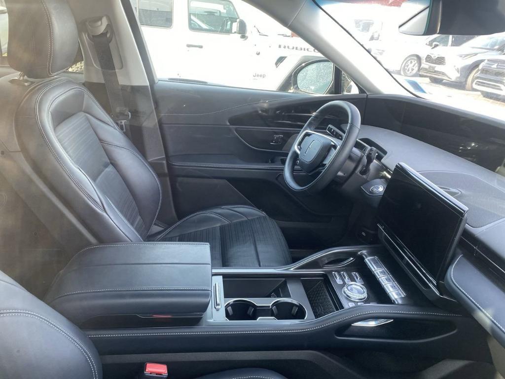 used 2024 Lincoln Nautilus car, priced at $55,990