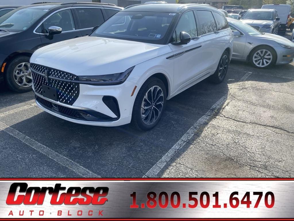 used 2024 Lincoln Nautilus car, priced at $55,990