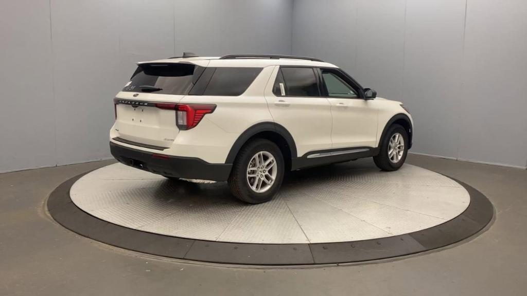 new 2025 Ford Explorer car, priced at $44,145