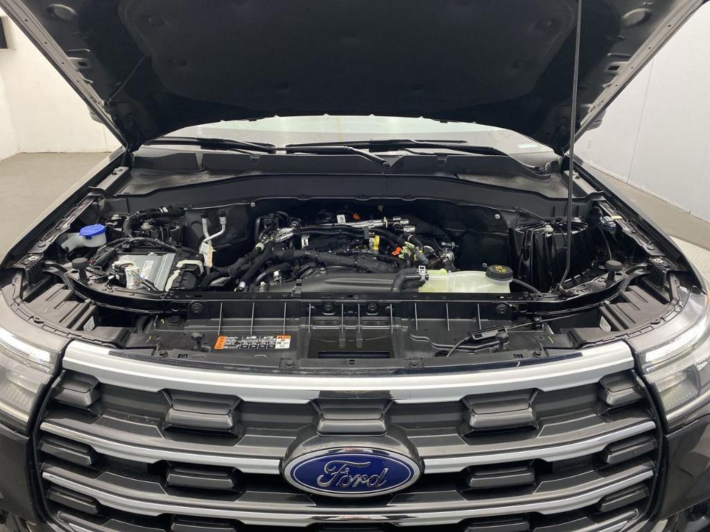 new 2025 Ford Explorer car, priced at $49,115