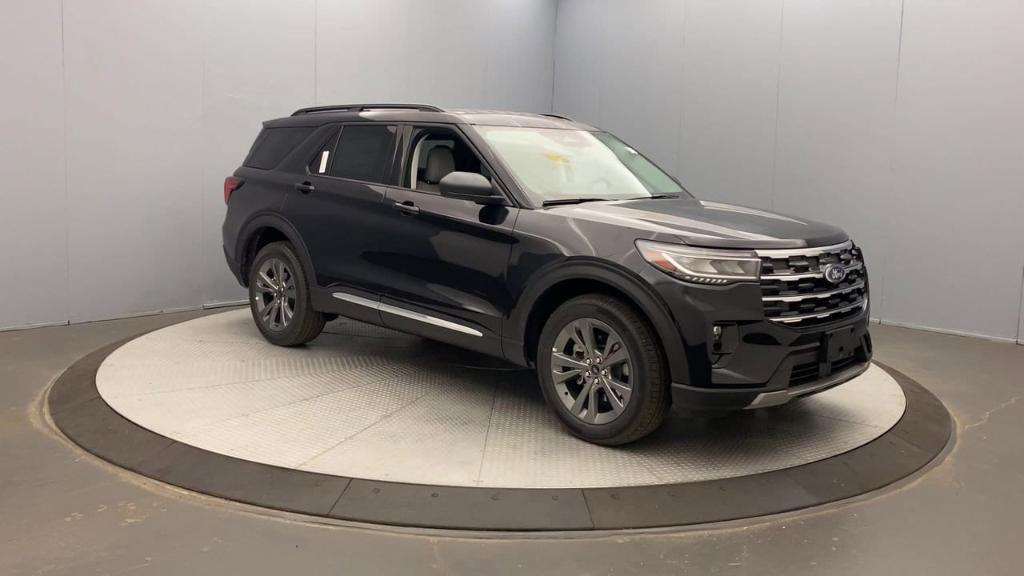 new 2025 Ford Explorer car, priced at $49,115