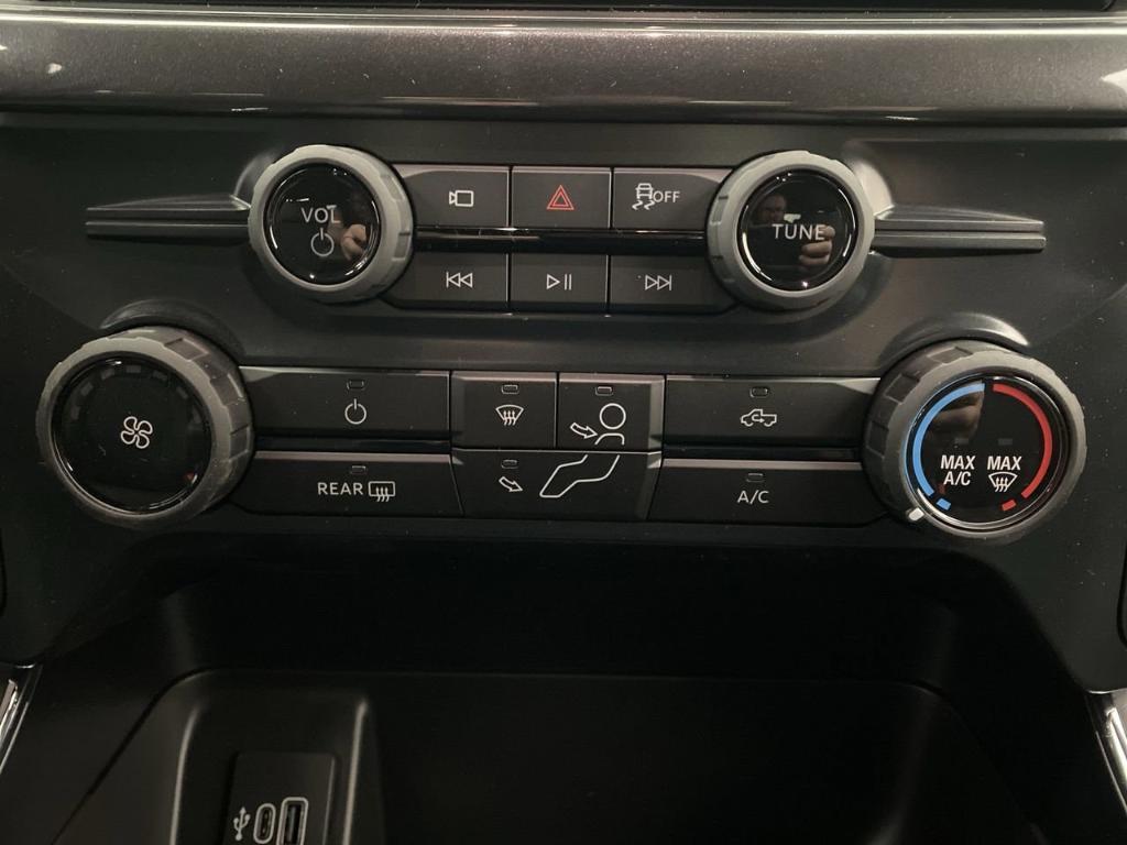 new 2025 Ford F-150 car, priced at $51,760