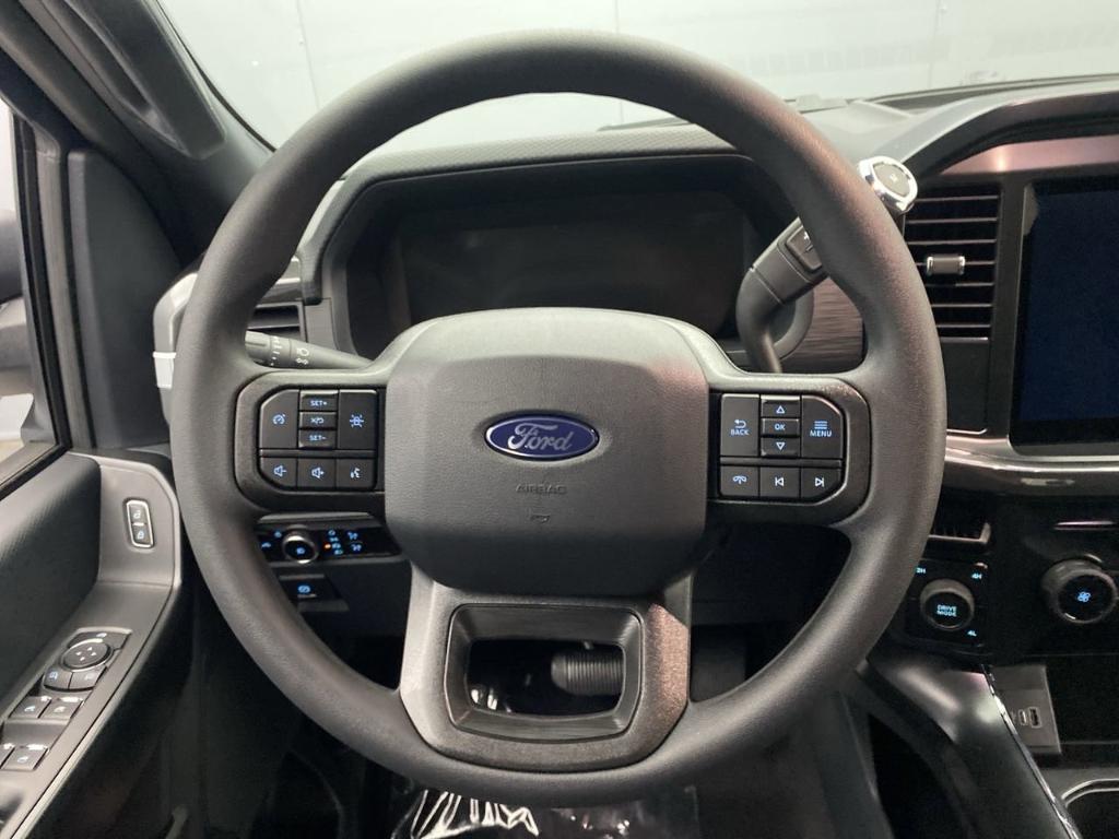 new 2025 Ford F-150 car, priced at $51,760