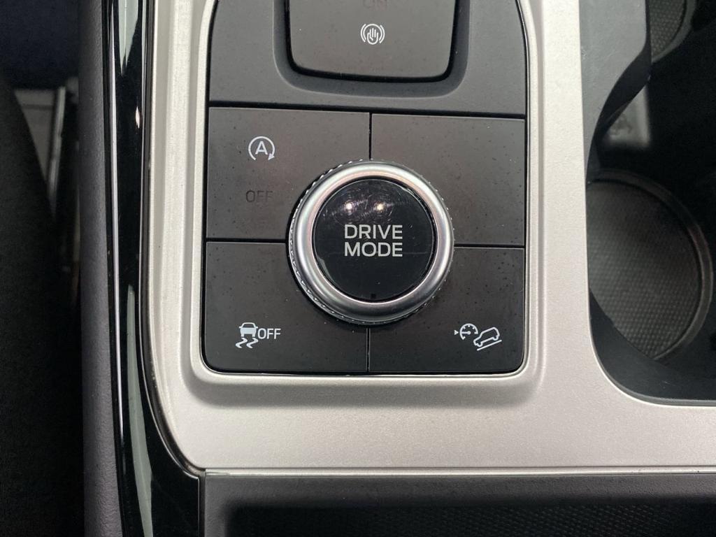 used 2024 Ford Explorer car, priced at $47,995