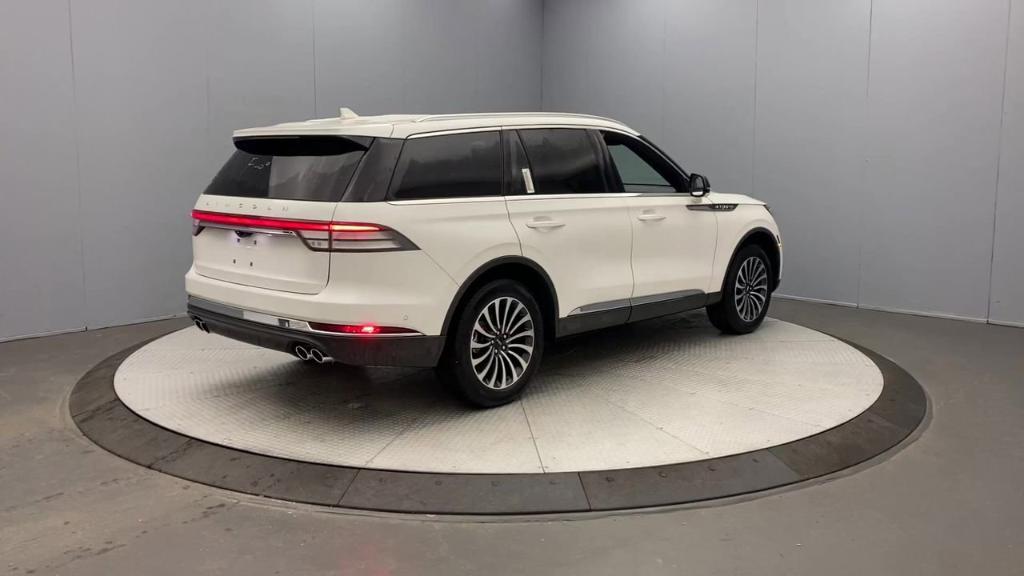 new 2023 Lincoln Aviator car, priced at $70,685