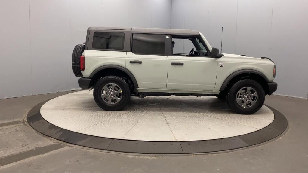 new 2024 Ford Bronco car, priced at $48,185