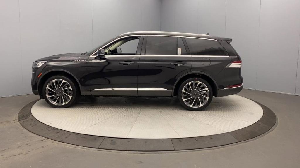 new 2023 Lincoln Aviator car, priced at $71,280