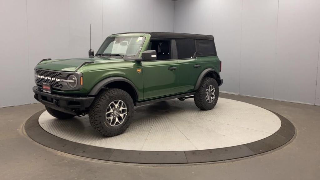 new 2024 Ford Bronco car, priced at $58,975