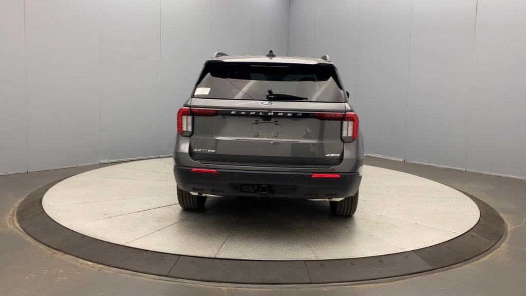 new 2025 Ford Explorer car, priced at $44,145