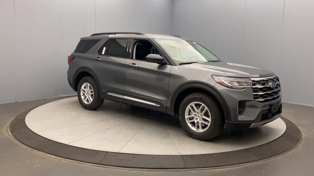 new 2025 Ford Explorer car, priced at $44,145