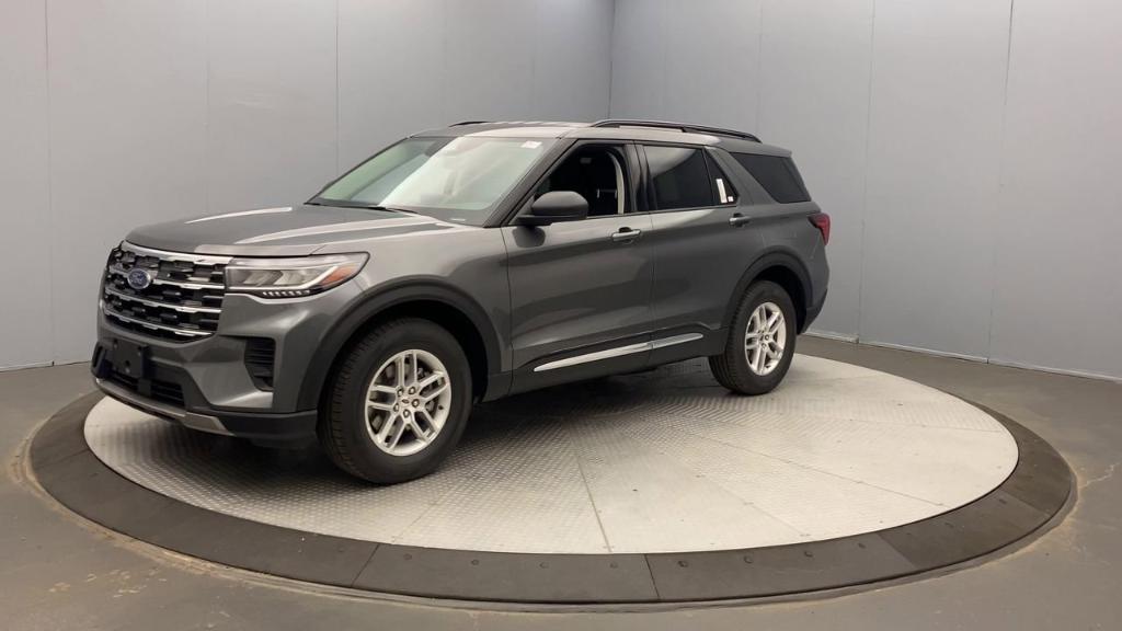 new 2025 Ford Explorer car, priced at $44,145