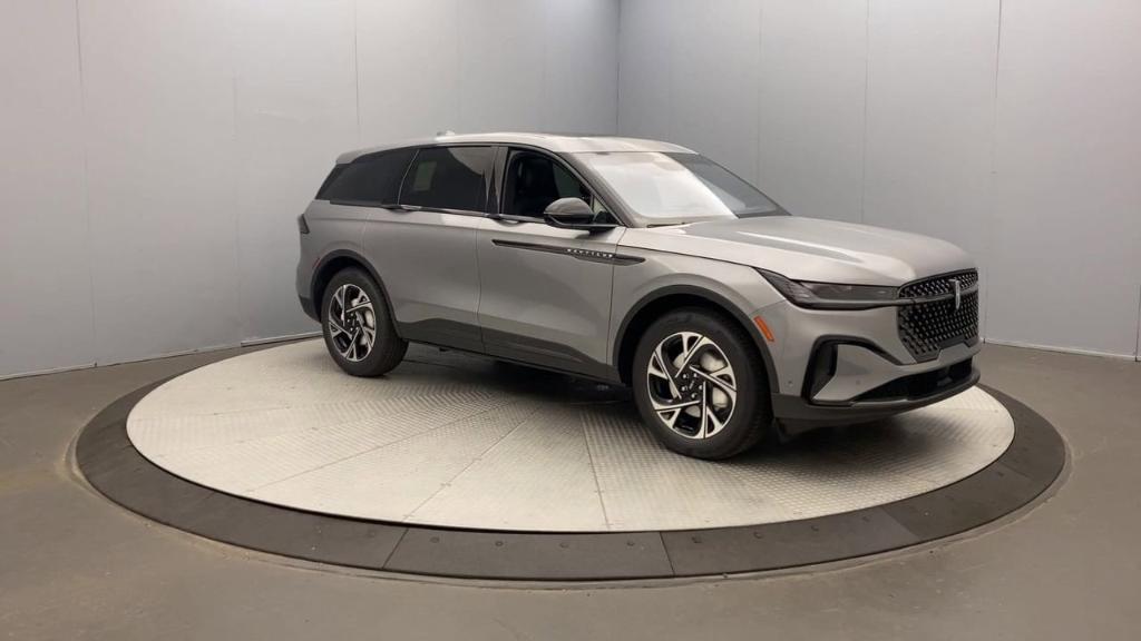 new 2024 Lincoln Nautilus car, priced at $63,035