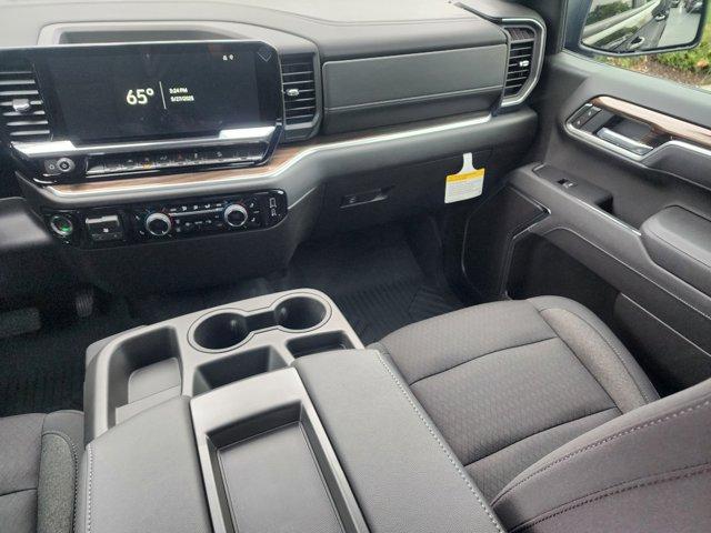 new 2025 Chevrolet Silverado 1500 car, priced at $52,270