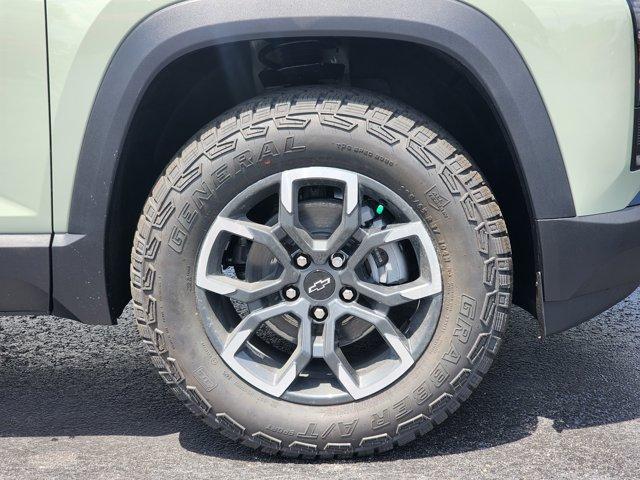 new 2026 Chevrolet Equinox car, priced at $33,895