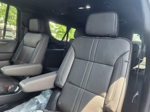 new 2025 Chevrolet Suburban car, priced at $85,105