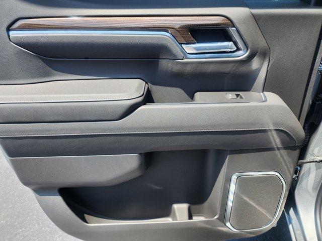 new 2025 Chevrolet Silverado 1500 car, priced at $52,270