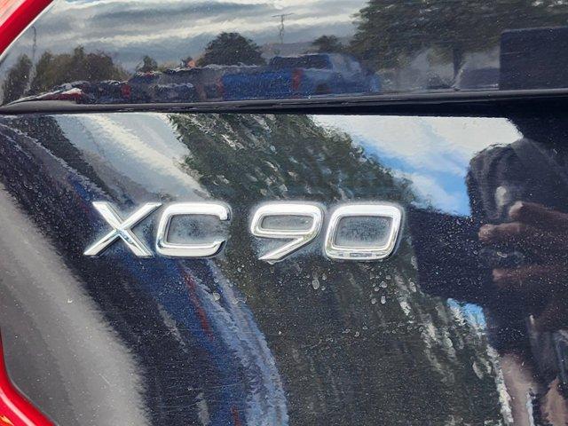 used 2022 Volvo XC90 car, priced at $37,050