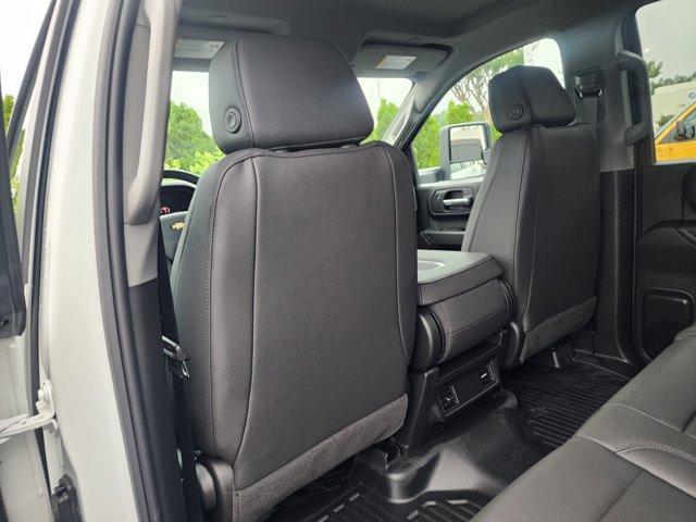 new 2025 Chevrolet Silverado 3500 car, priced at $66,585