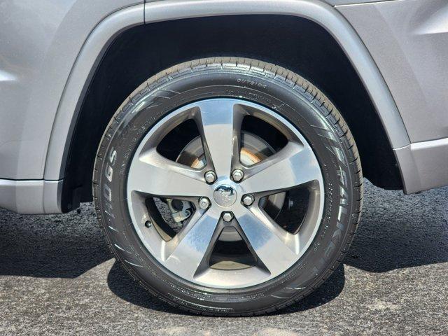 used 2016 Jeep Grand Cherokee car, priced at $16,225