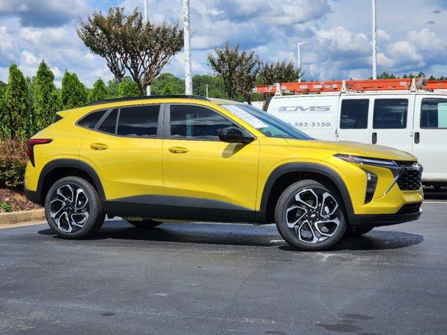 new 2025 Chevrolet Trax car, priced at $25,585