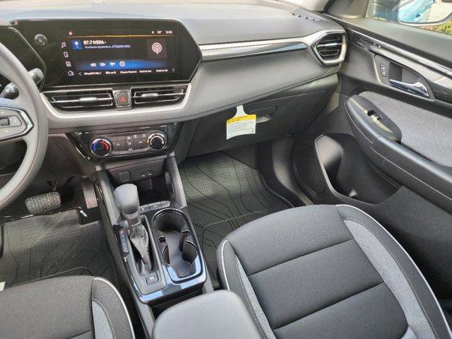 new 2025 Chevrolet TrailBlazer car, priced at $25,490