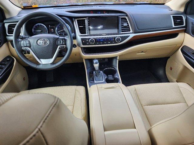 used 2019 Toyota Highlander car, priced at $32,794