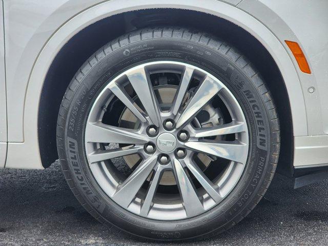 used 2024 Cadillac XT6 car, priced at $49,700