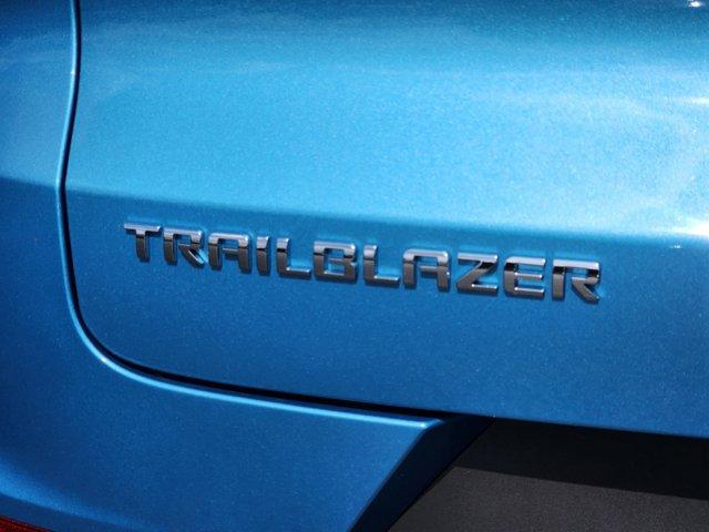 new 2025 Chevrolet TrailBlazer car, priced at $25,490