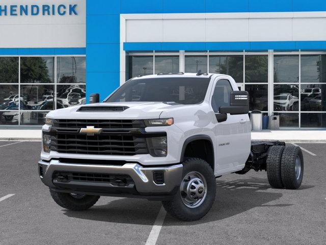 new 2025 Chevrolet Silverado 3500 car, priced at $51,893