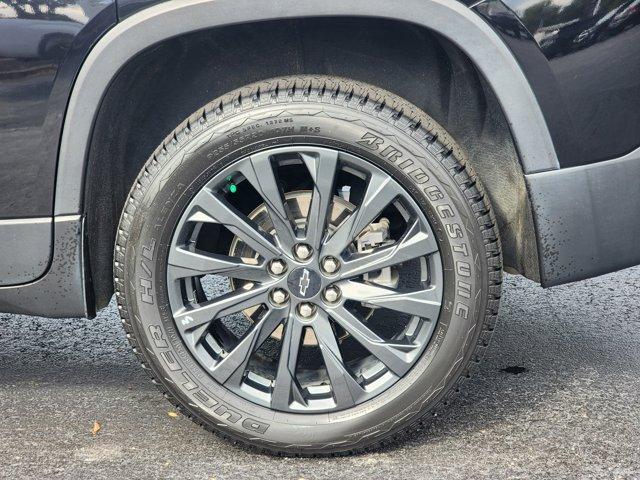used 2023 Chevrolet Traverse car, priced at $38,300