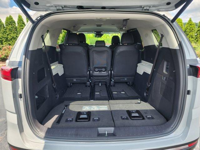 used 2024 Kia Carnival car, priced at $40,825