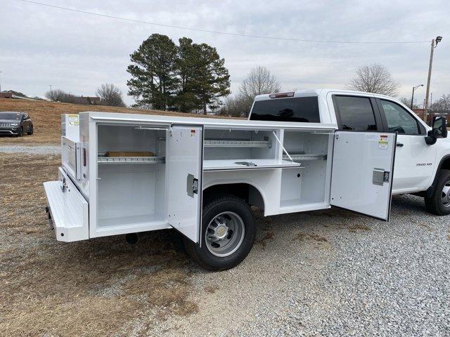 new 2024 Chevrolet Silverado 3500 car, priced at $59,653