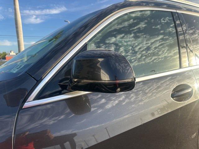 used 2021 BMW X7 car, priced at $40,956